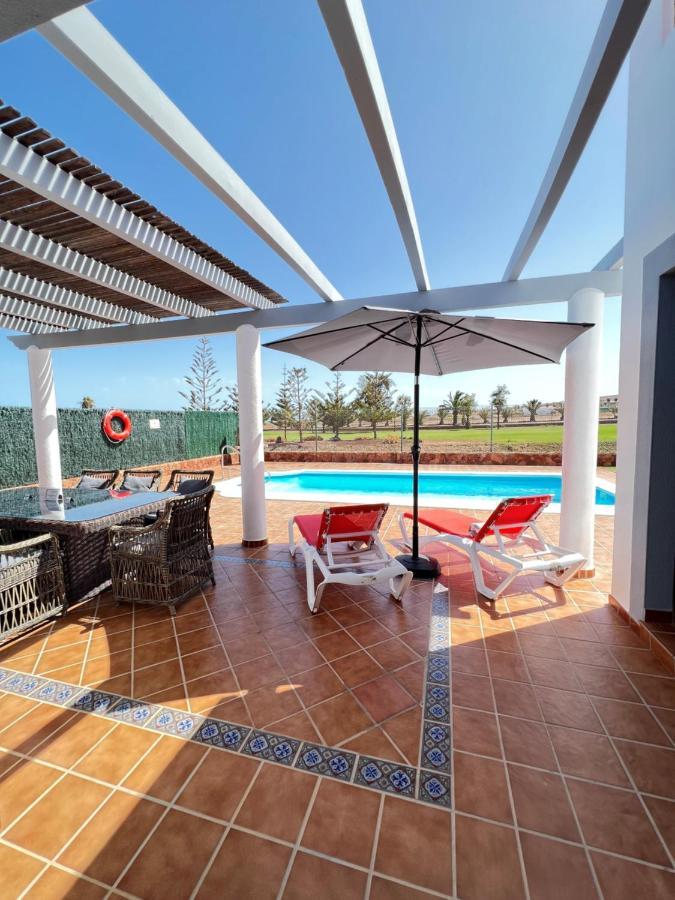 Villa Eva - New To The Market, Fully Refurbished Licensed Villa - Private Pool Caleta De Fuste Luaran gambar