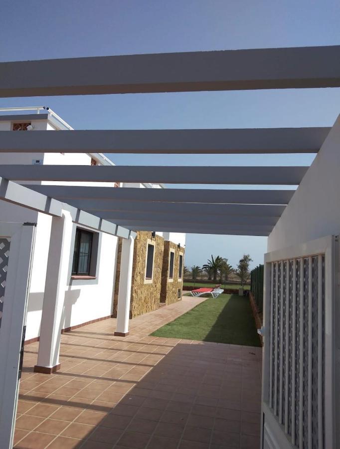 Villa Eva - New To The Market, Fully Refurbished Licensed Villa - Private Pool Caleta De Fuste Luaran gambar