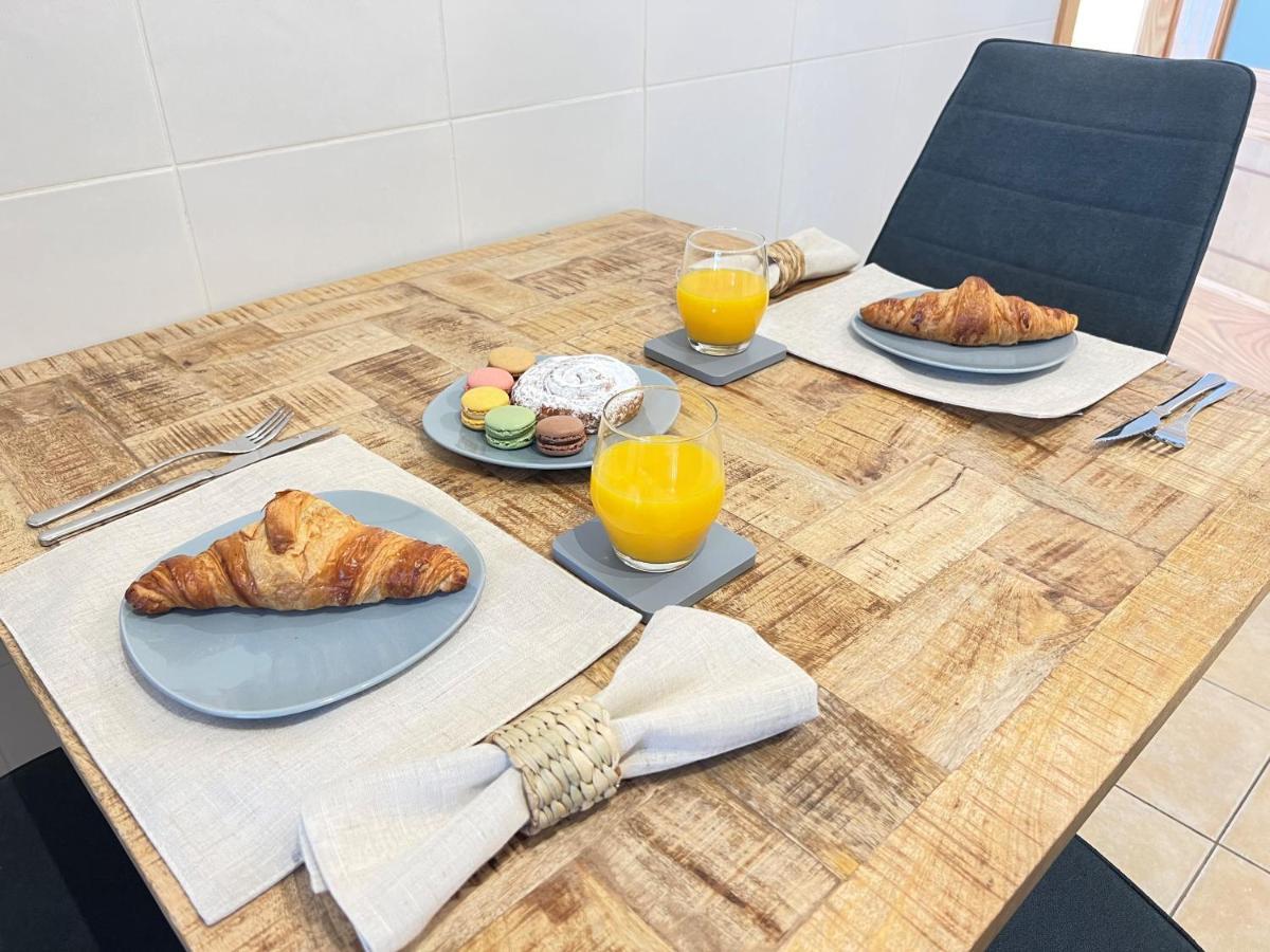 Villa Eva - New To The Market, Fully Refurbished Licensed Villa - Private Pool Caleta De Fuste Luaran gambar